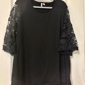Chic Black Lace Sleeve Blouse
